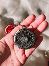 Load image into Gallery viewer, Sandwich Cookies